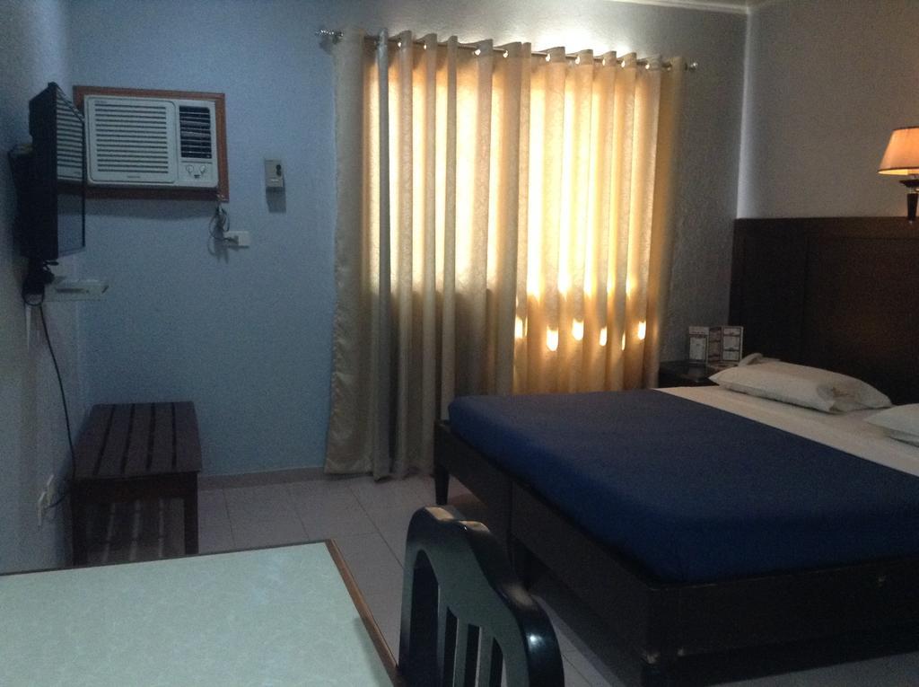 Miami Inn Cagayan de Oro Esterno foto