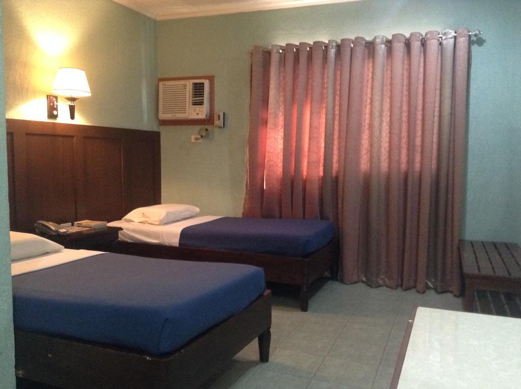 Miami Inn Cagayan de Oro Esterno foto