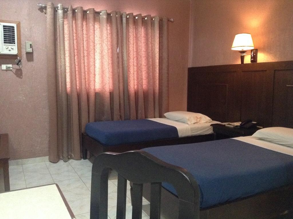 Miami Inn Cagayan de Oro Esterno foto