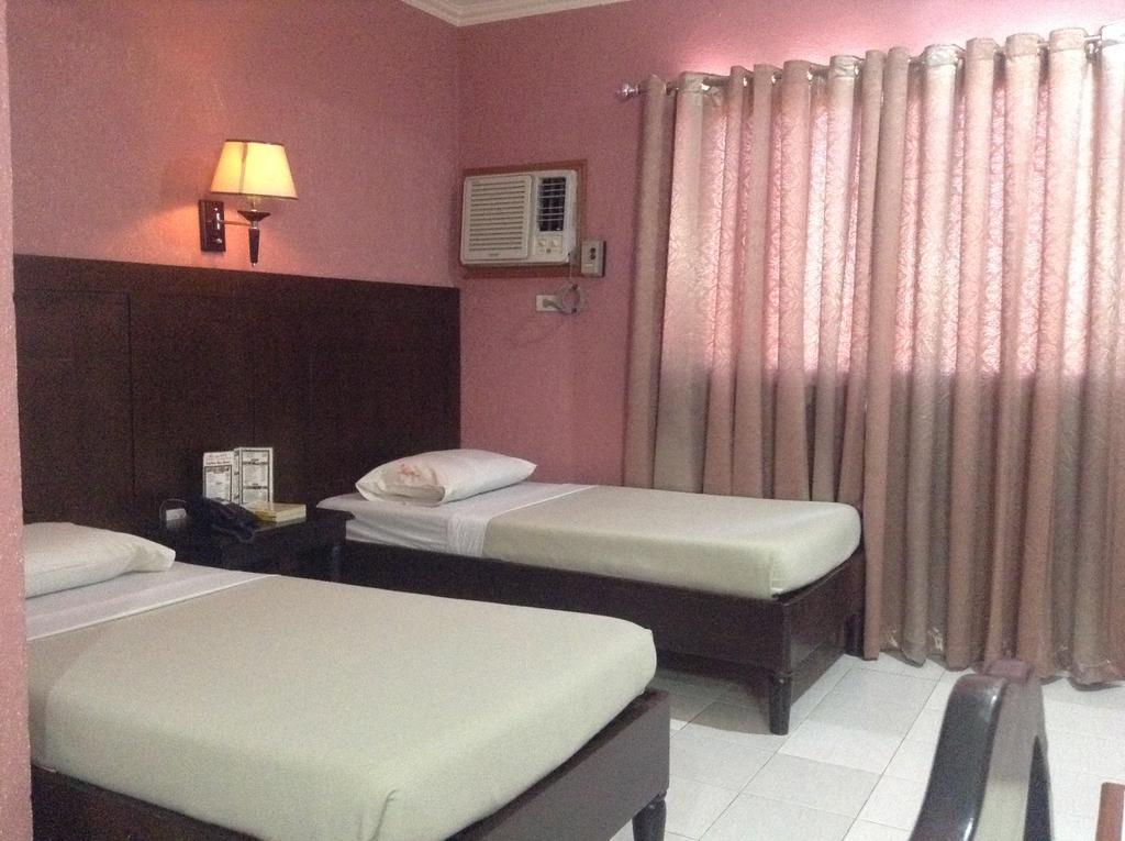 Miami Inn Cagayan de Oro Esterno foto