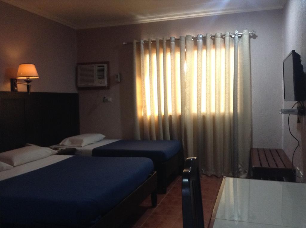 Miami Inn Cagayan de Oro Esterno foto