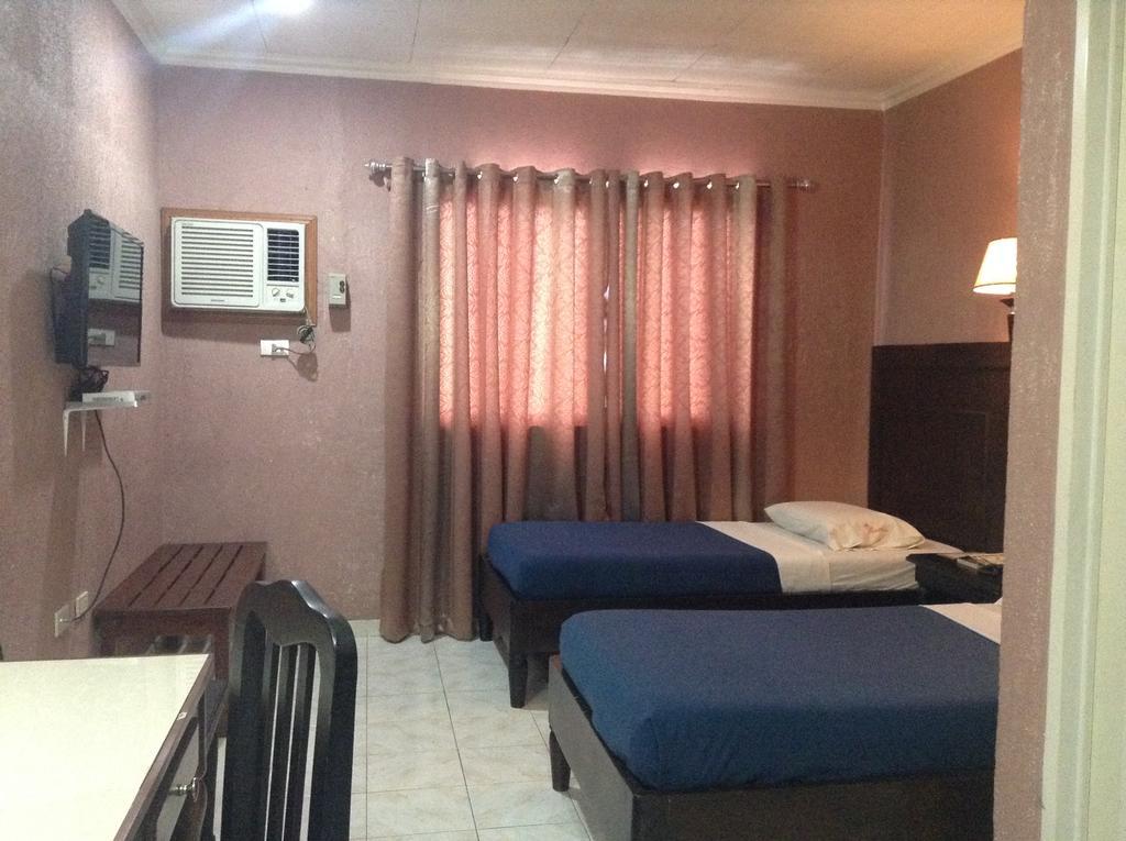 Miami Inn Cagayan de Oro Esterno foto